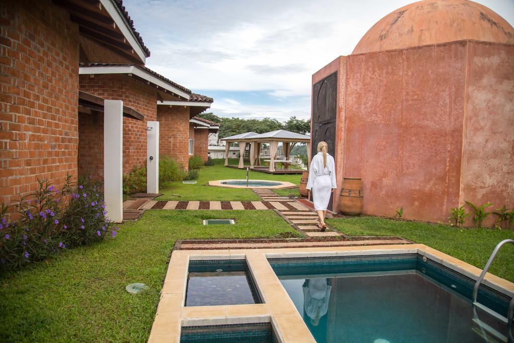 Asclepios Wellness & Healing Retreat Hotel Alajuela Exterior photo